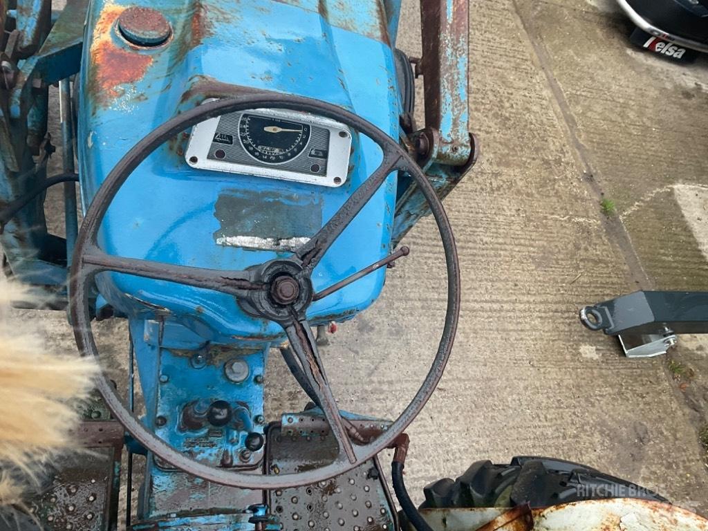 Ford 4000 Traktorit