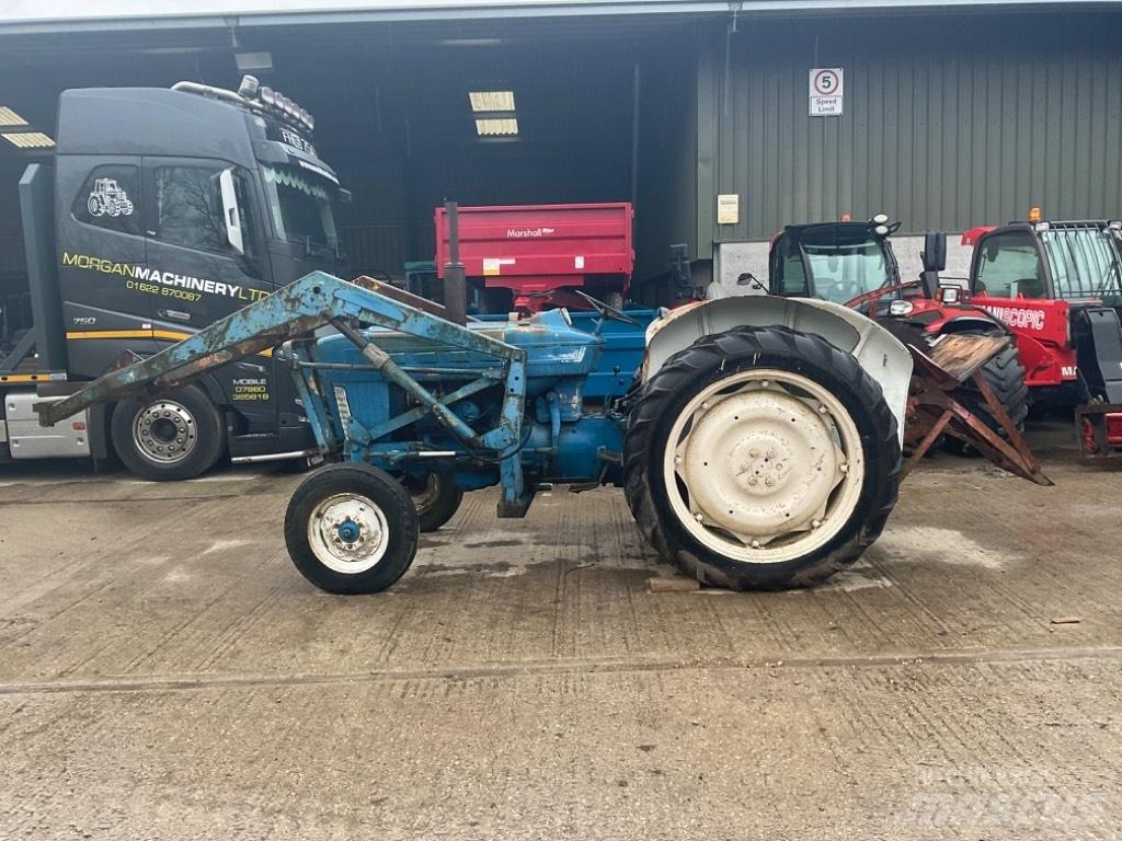 Ford 4000 Traktorit