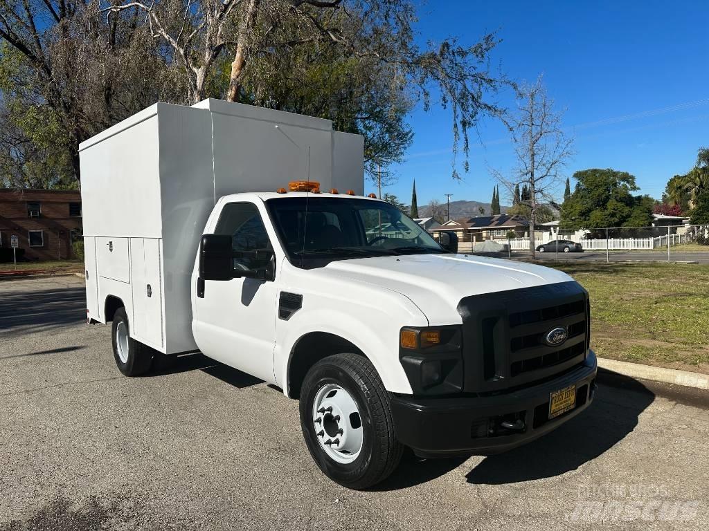 Ford F 350 SD Lava-autot
