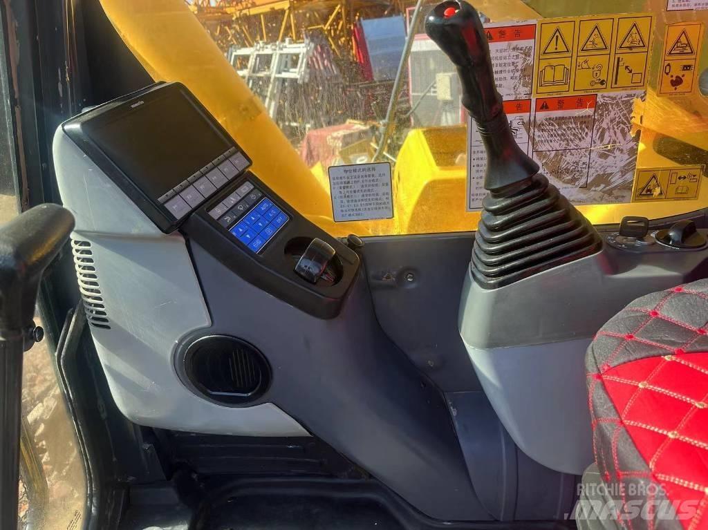 Komatsu PC 450 LC-8 Telakaivukoneet