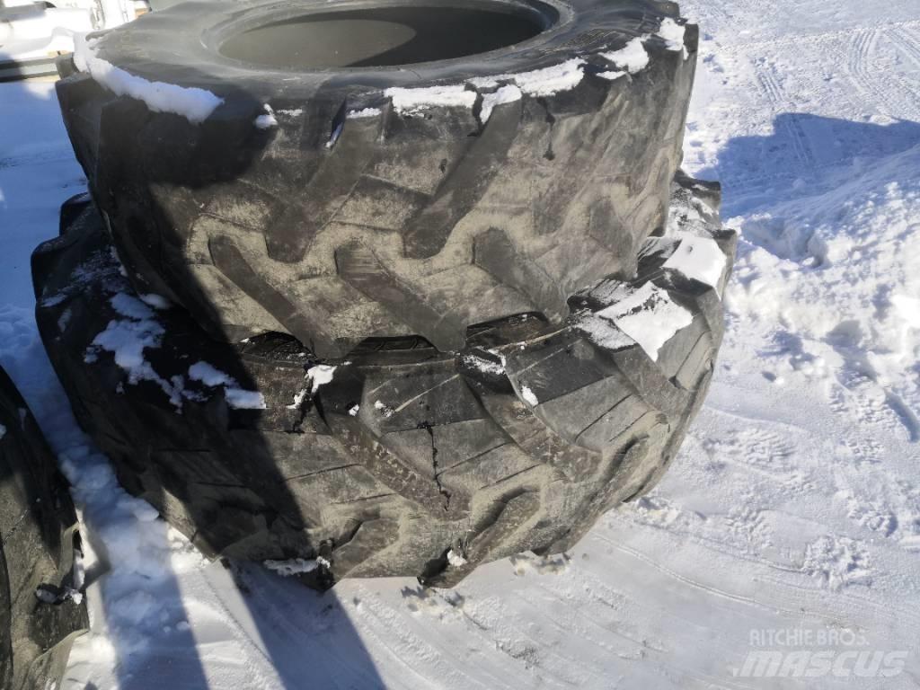 Pirelli 420/85R28 Renkaat ja vanteet