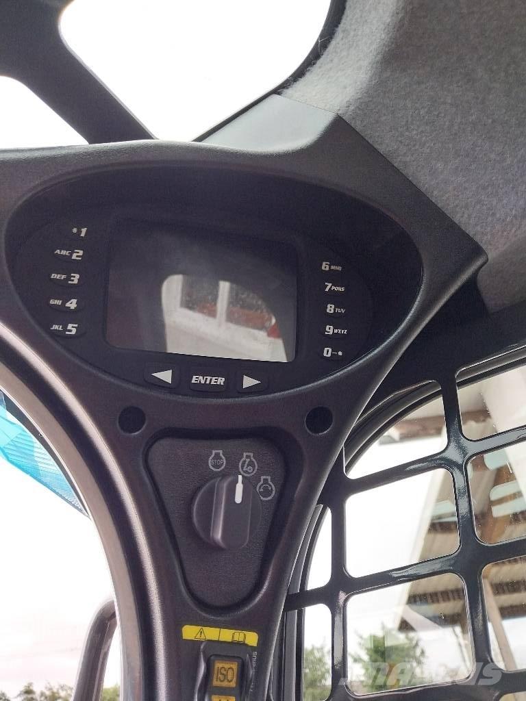 Bobcat T 450 Telakuormaajat