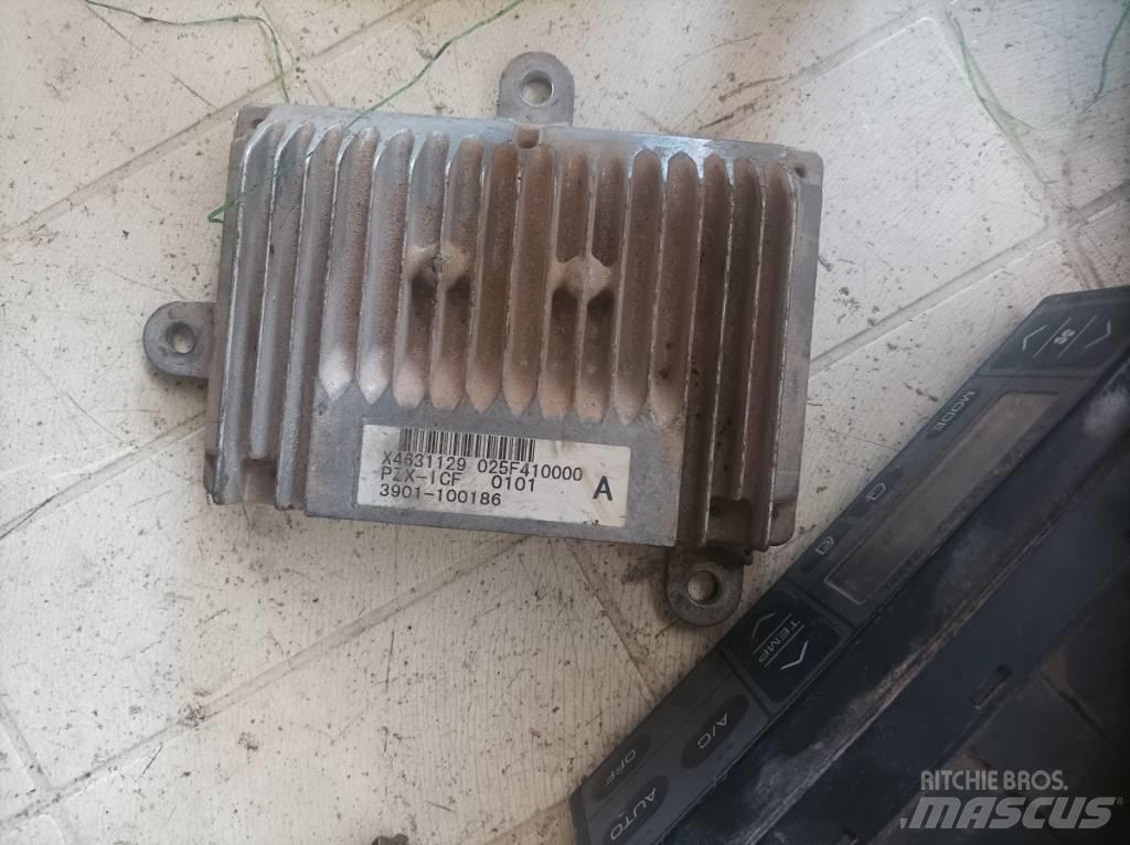 Hitachi ZX 350 LC-6 Sähkö ja elektroniikka