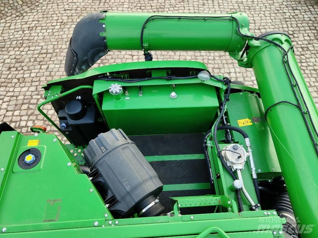 John Deere S 690 i Leikkuupuimurit