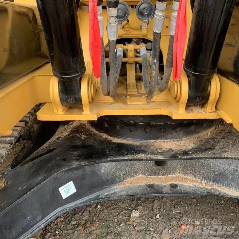 CAT 312 D Telakaivukoneet