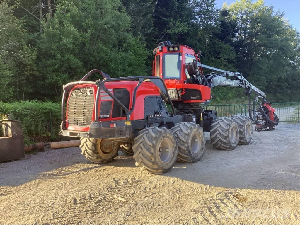 Komatsu 901 XC Harvesterit