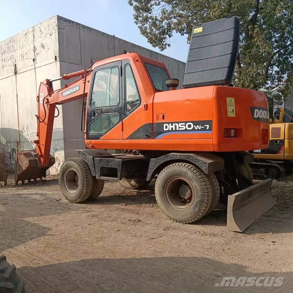 Doosan DH150W-7 Pyöräkaivukoneet