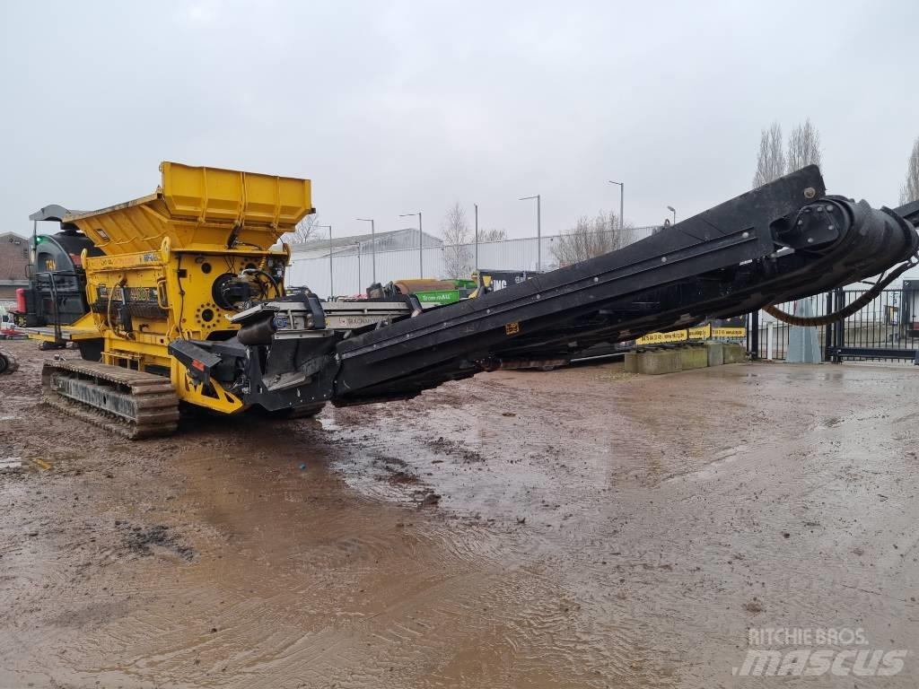 Tana Shark 440DT eco Moottorit ja vaihteistot
