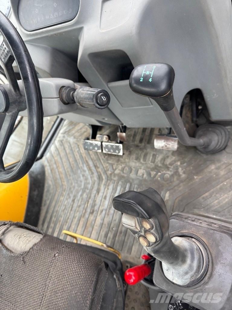 Volvo BL 71 Kaivurikuormaajat