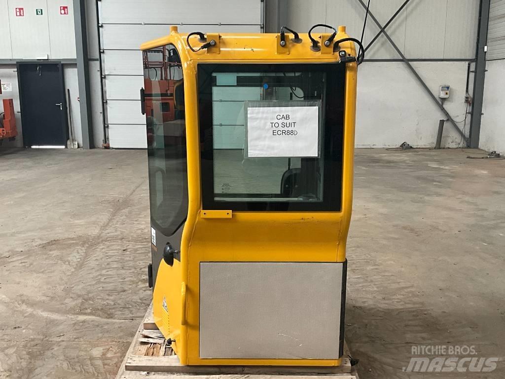 Volvo ECR 88 D Ohjaamo ja sisusta