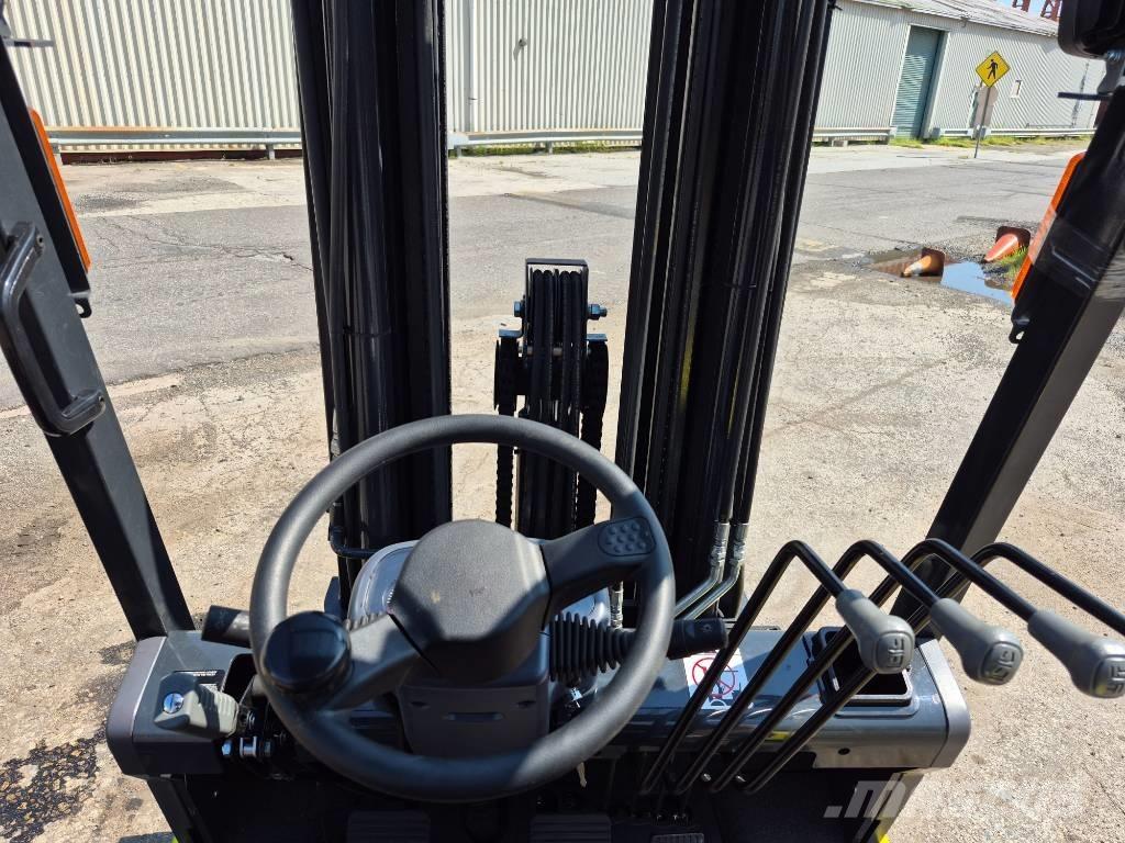  MJP FCG25M-8 Muut haarukkatrukit