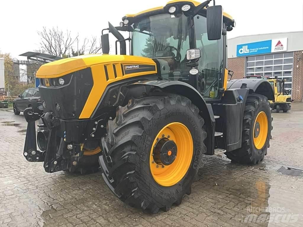 JCB Fastrac 4220 Traktorit