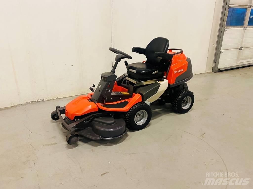 Husqvarna R418Ts AWD Päältäajettavat ruohonleikkurit