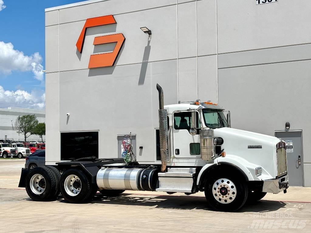 Kenworth T 800 Vetopöytäautot