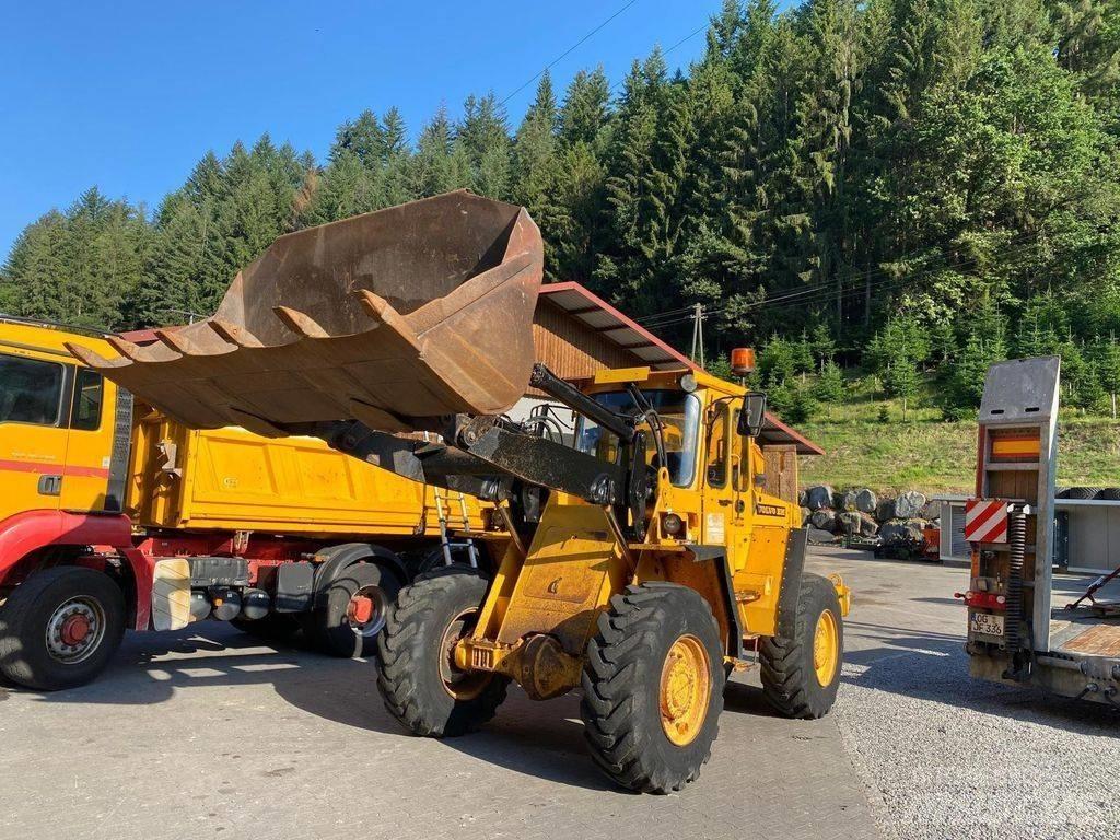 Volvo BM L 70 Pyöräkuormaajat