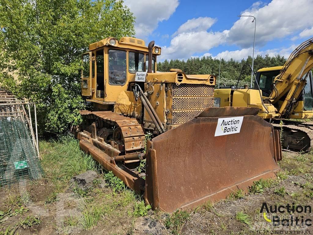  T - 130 Telaketjupuskutraktorit