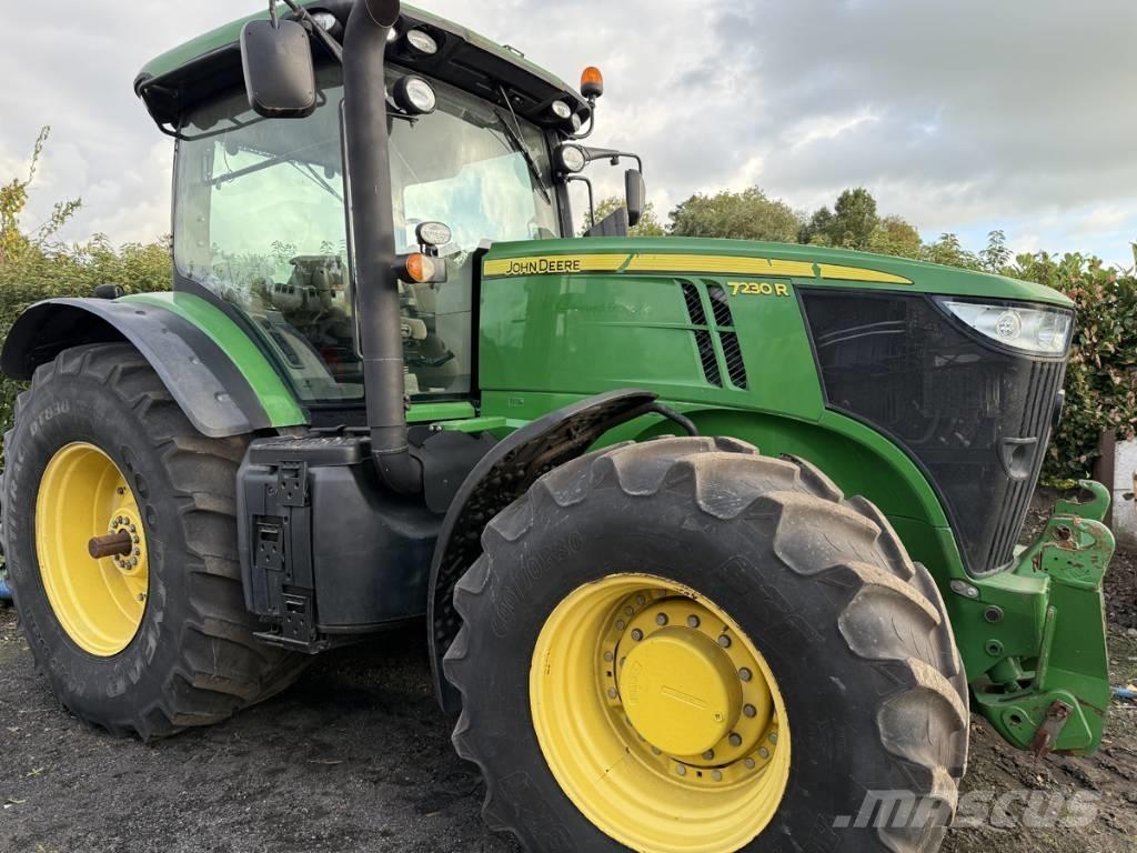 John Deere 7230 R Traktorit
