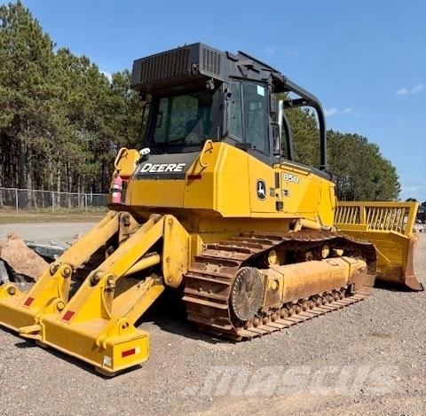 John Deere 850 J Telaketjupuskutraktorit