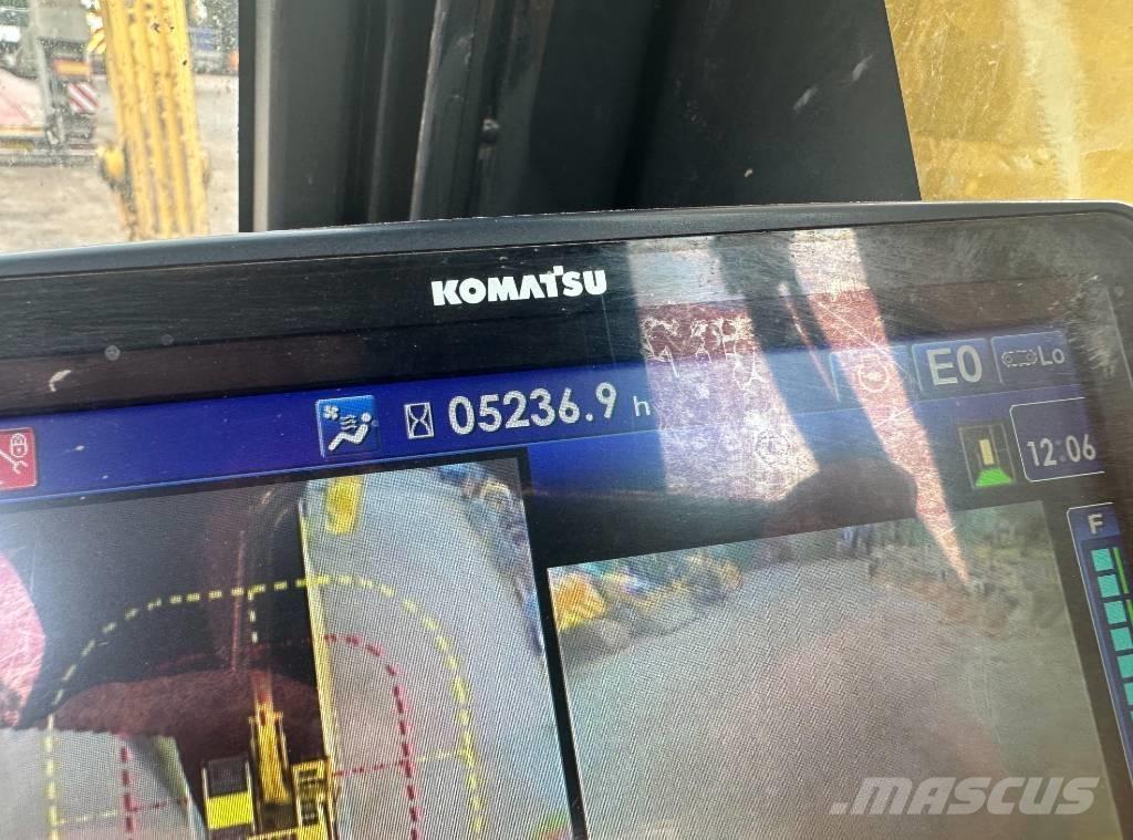 Komatsu PC 210 LC-11 Telakaivukoneet