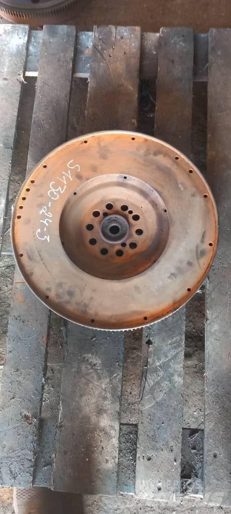 Scania R 440.   1805086 Moottorit