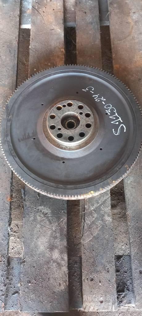 Scania R 440.   1805086 Moottorit