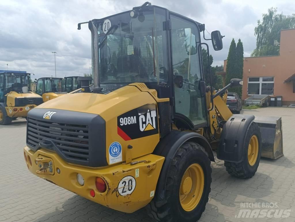CAT 908M Pyöräkuormaajat