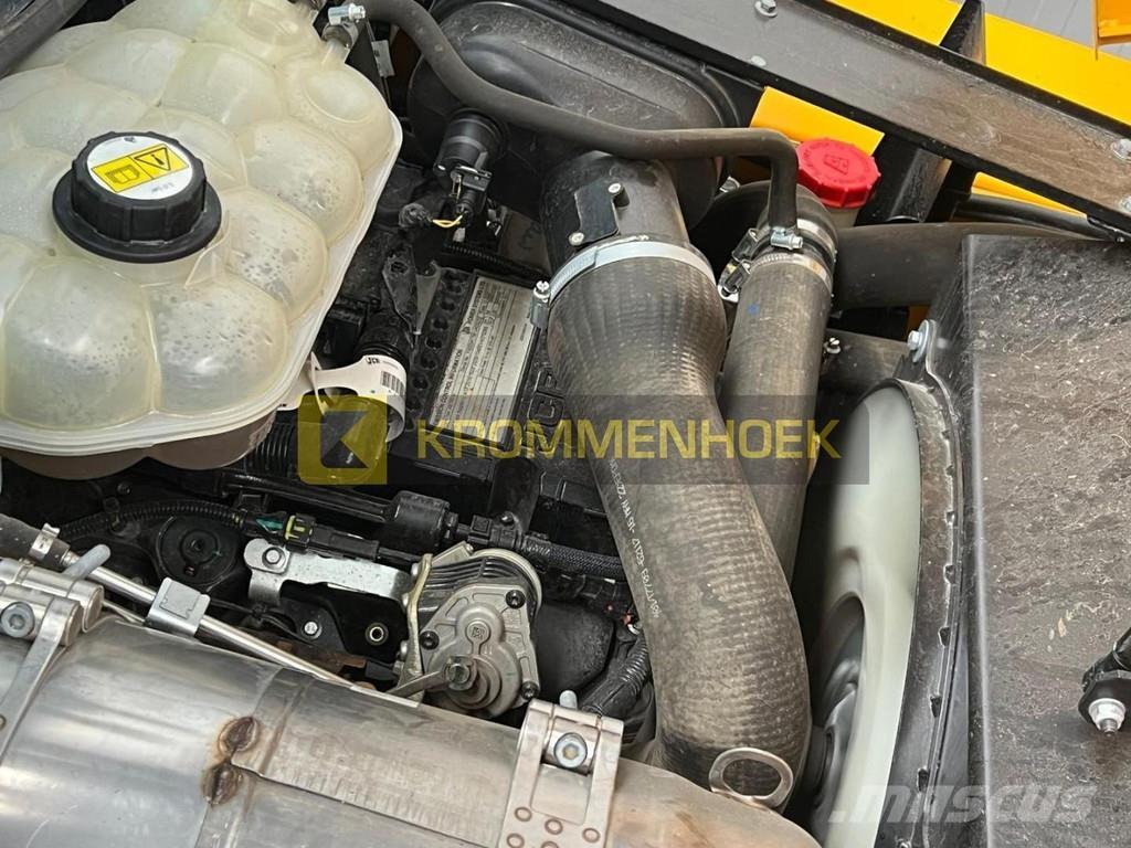 JCB 940 Maastotrukit