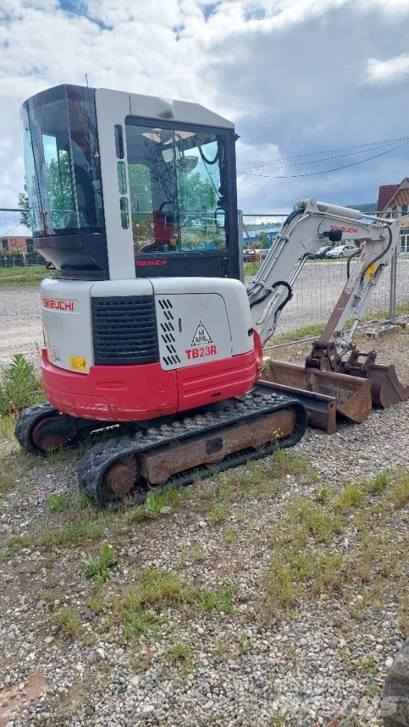 Takeuchi TB 23 R Minikaivukoneet < 7t