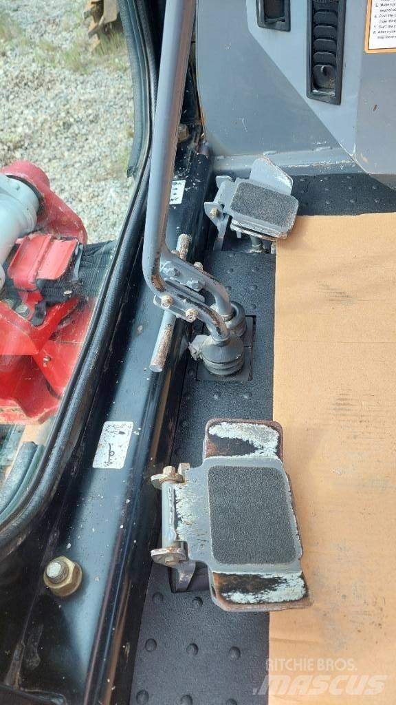 Takeuchi TB 23 R Minikaivukoneet < 7t