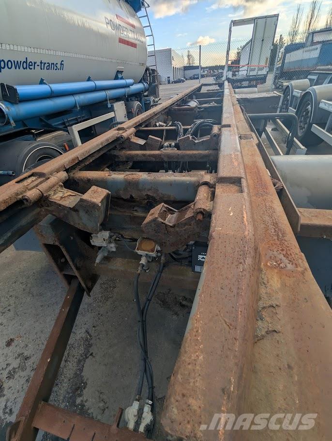 AM VKP-1+2-30 Vaihtolavaperävaunut