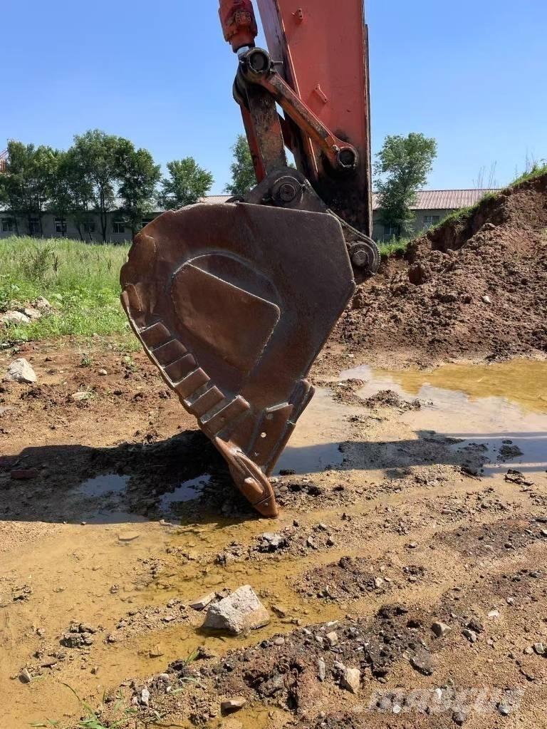 Hitachi ZX 360 Telakaivukoneet