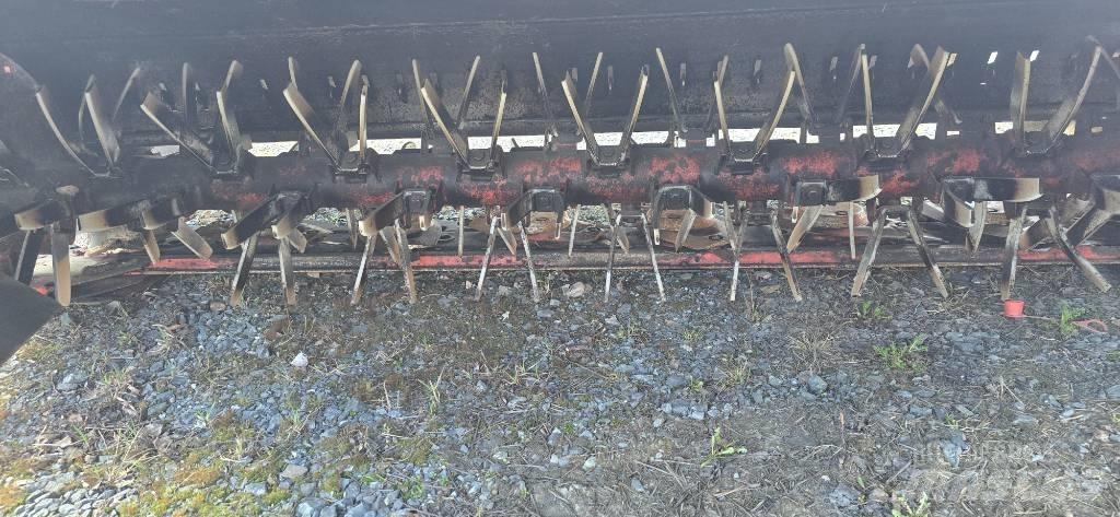 Kuhn FC 883 Niittomurskaimet