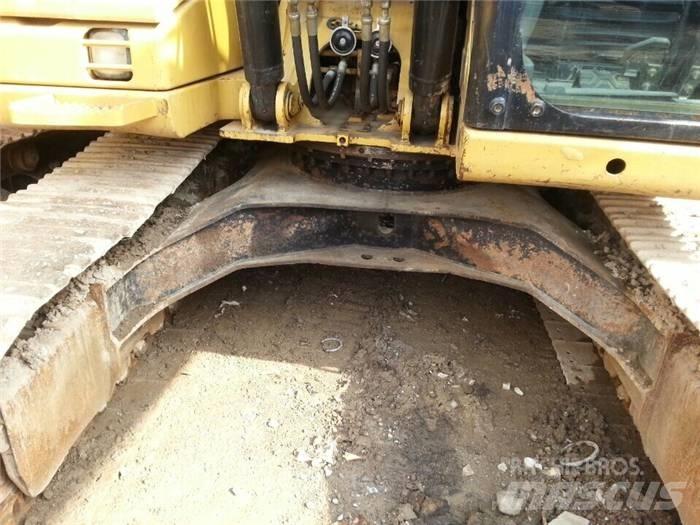CAT 312 D Telakaivukoneet