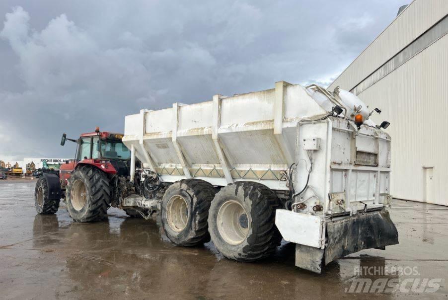 Case IH 7240 Traktorit