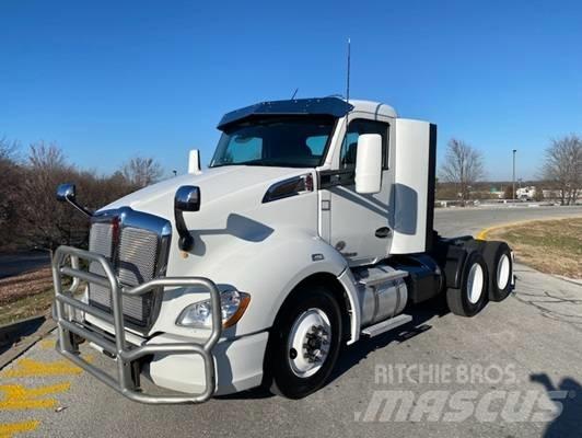 Kenworth T 680 Vetopöytäautot