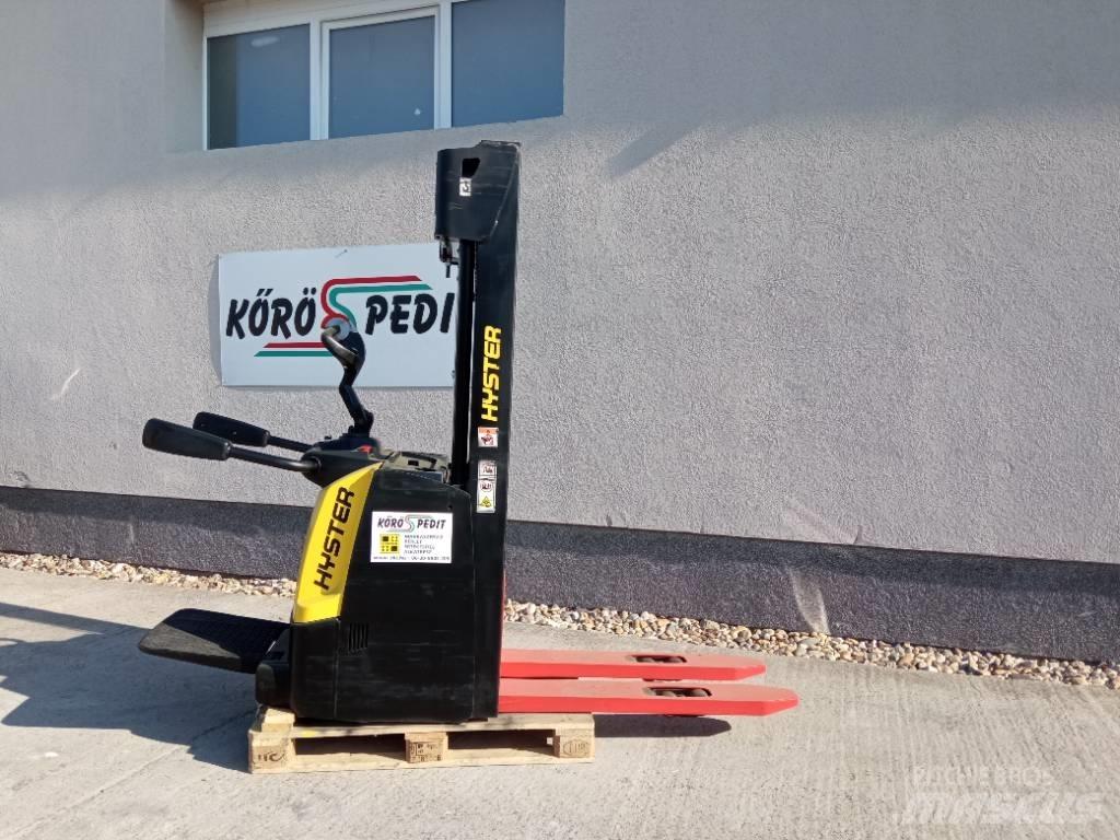 Hyster S1.4S Käyden ajettavat pinoamistrukit