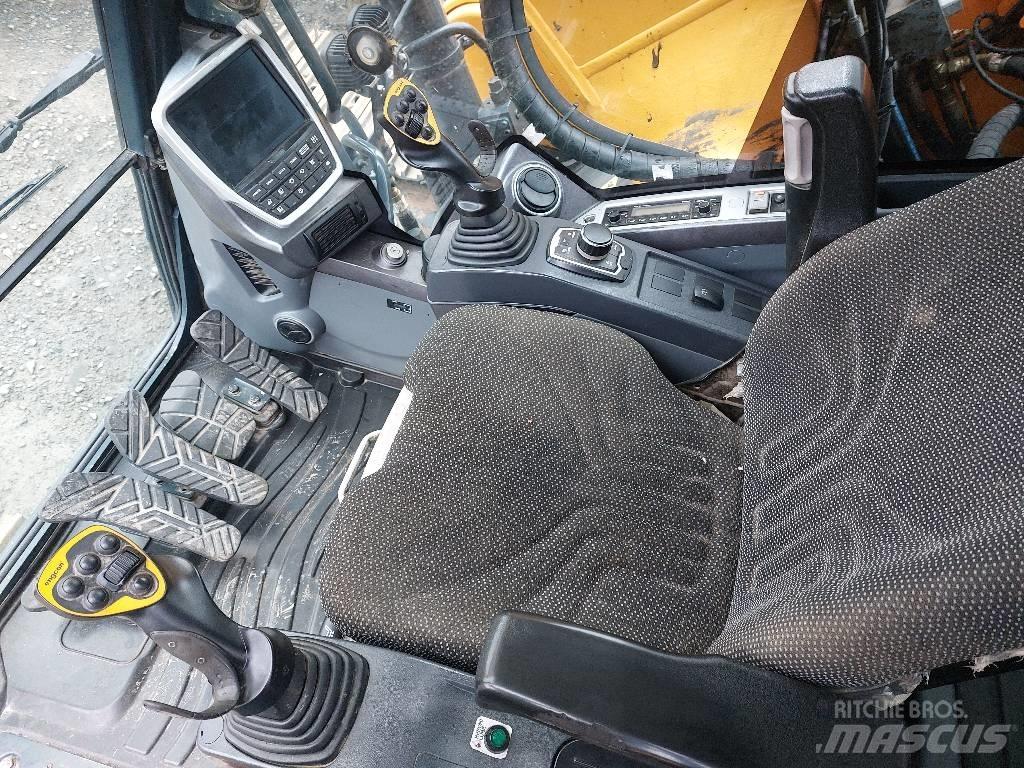 Hyundai HX 220 L Telakaivukoneet