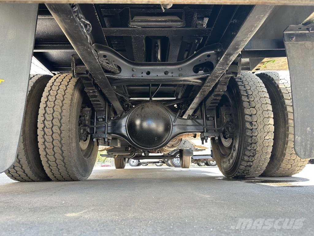 Ford F 750 SD Muut maatalouskoneet