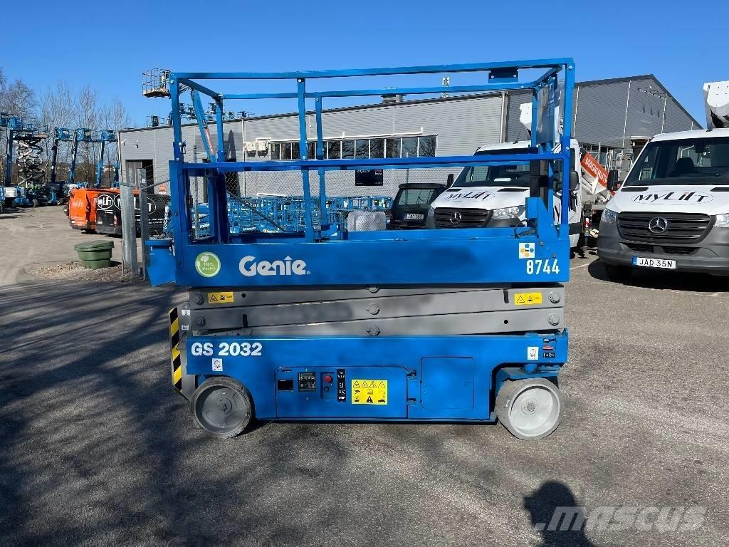 Genie GS 2032 Saksilavat