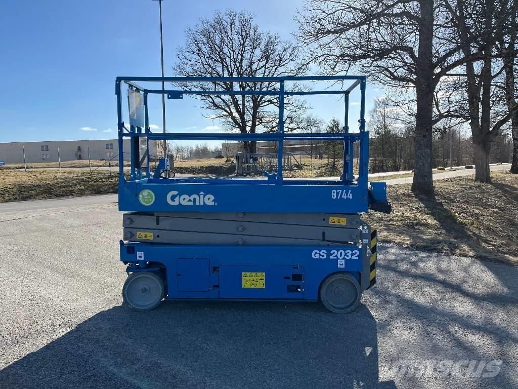 Genie GS 2032 Saksilavat