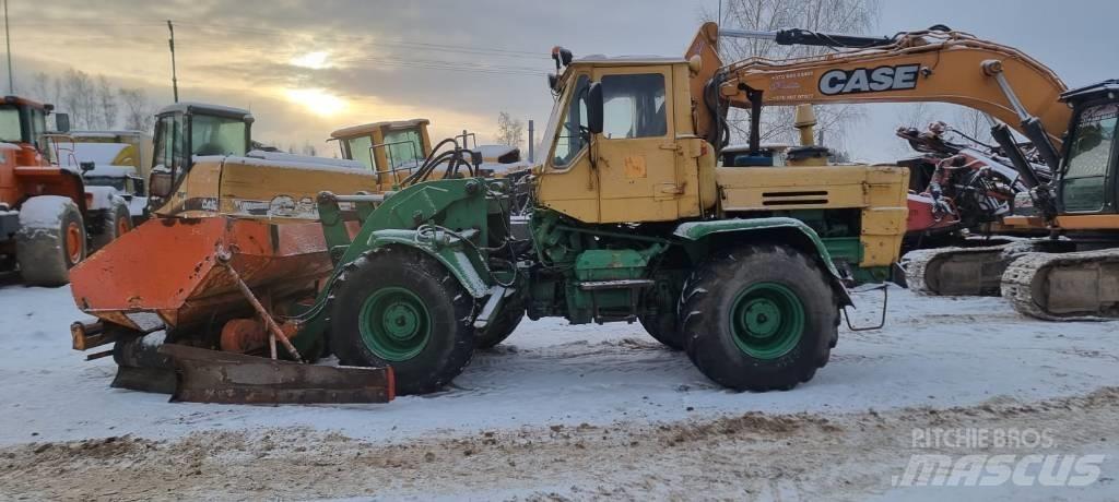  T-150 150 Pienet kuormainlaitteet