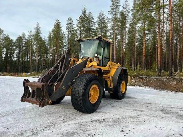 Volvo L120F Pyöräkuormaajat