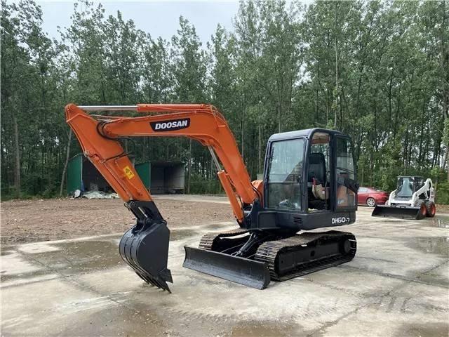 Doosan DH 60-7 Minikaivukoneet < 7t