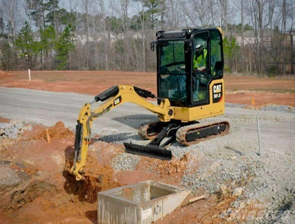 CAT 301.8 UTHYRES Minikaivukoneet < 7t