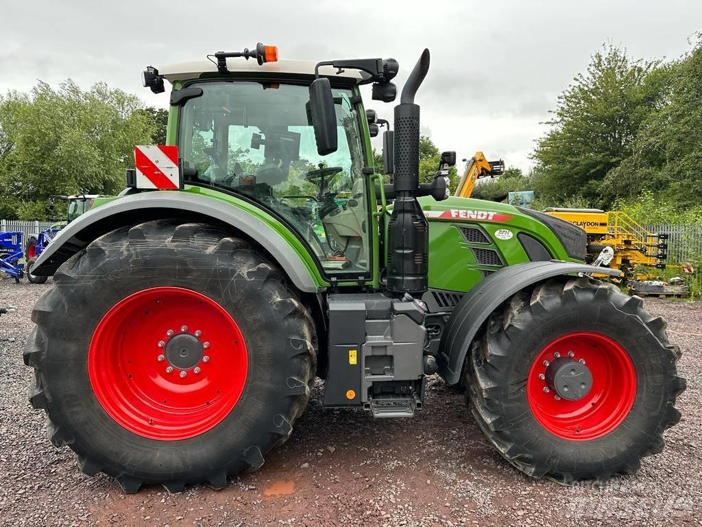 Fendt 724 Profi Plus Traktorit