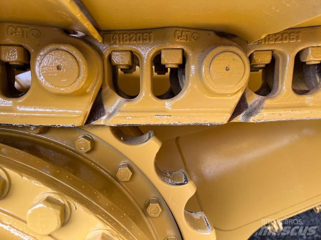 CAT D 6 T LGP Telaketjupuskutraktorit