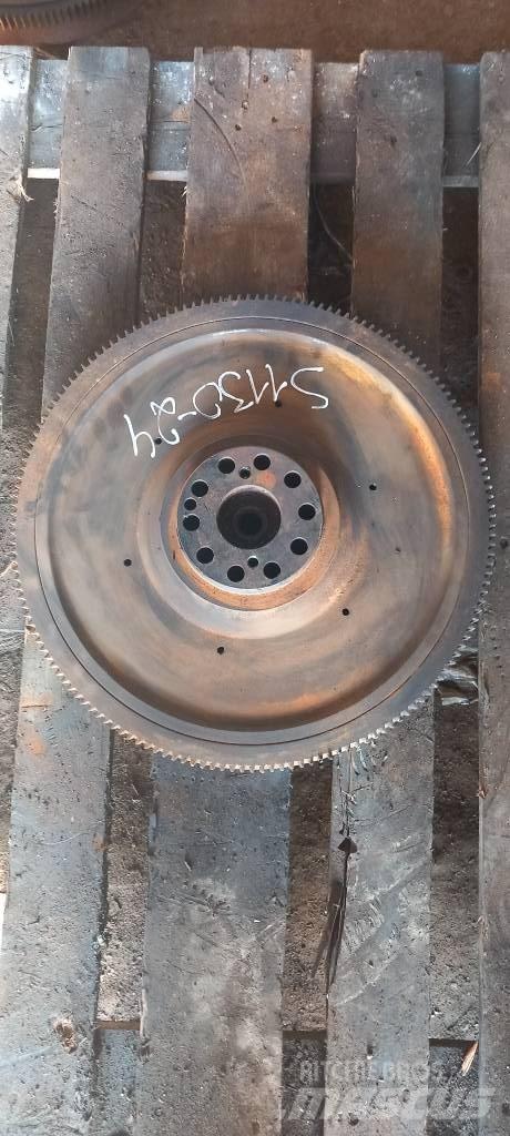 Scania R 440.   1805086 Moottorit