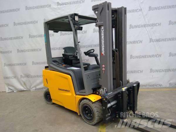 Jungheinrich EFG 320 Sähkötrukit