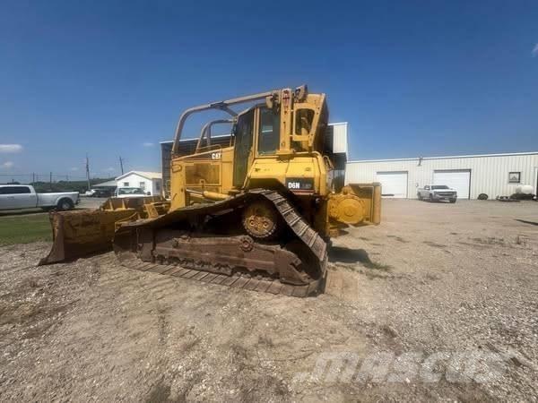 CAT D 6 N Telaketjupuskutraktorit