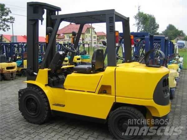 CAT DP50K Lavansiirtotrukit